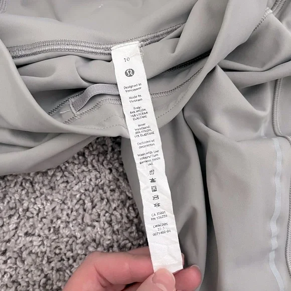 Lululemon Base Pace HR Crop 23" Reflective Tights Gull Grey Size 10 LW6CDDS - Picture 4 of 10